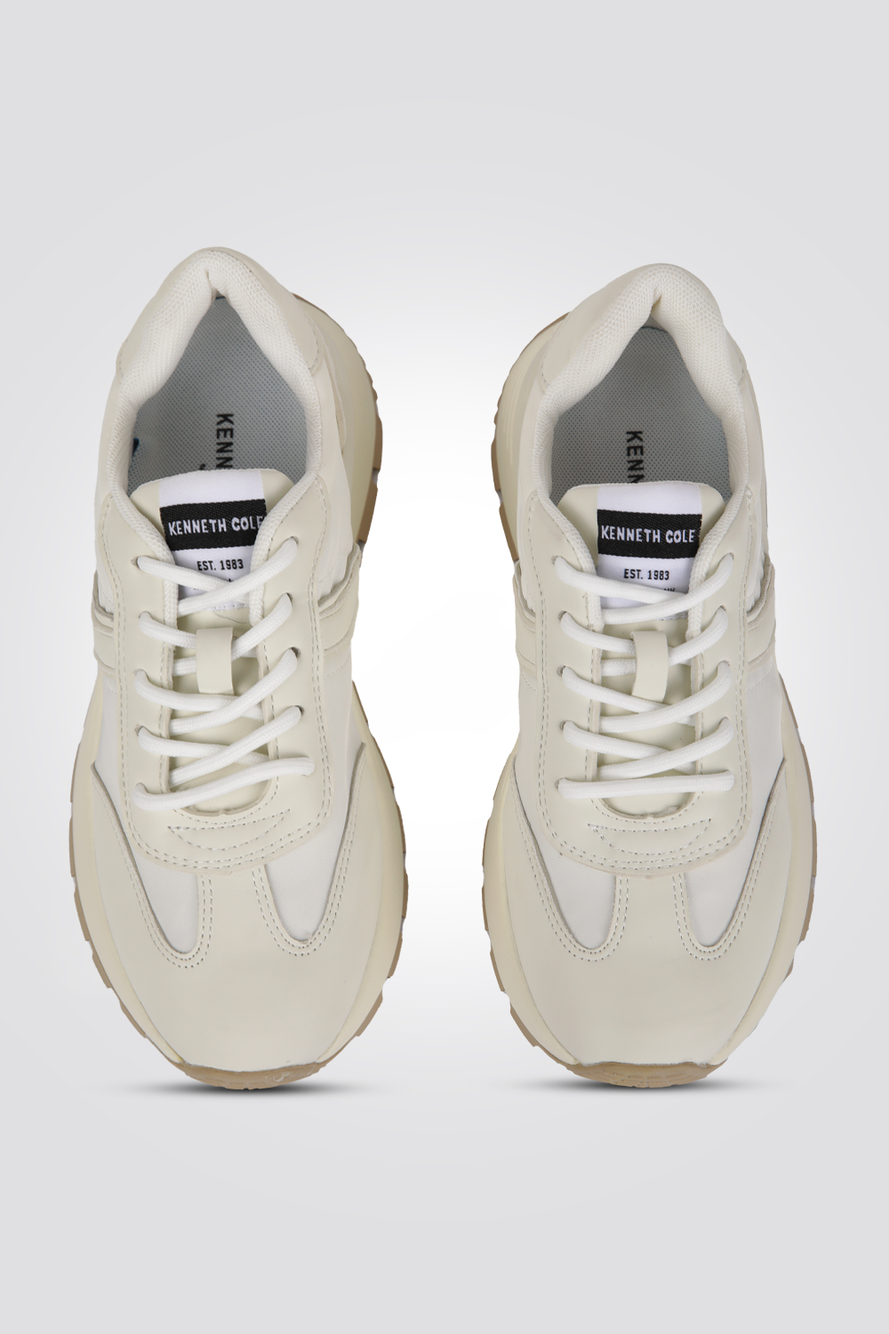 נעלי הליכה נשים בצבע לבן