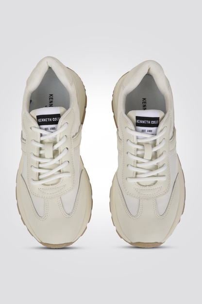 נעלי הליכה נשים בצבע לבן