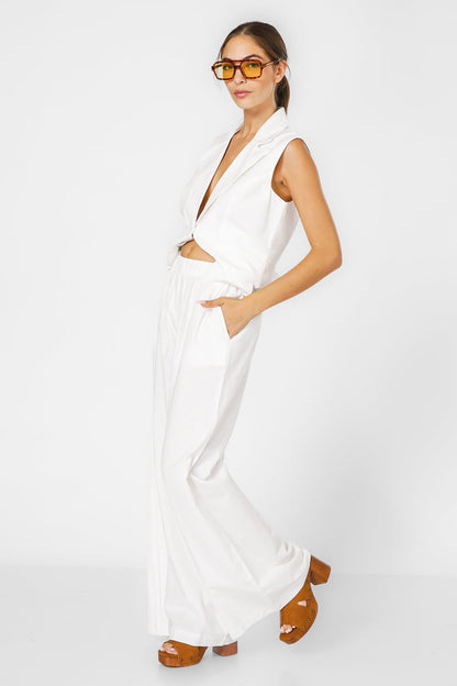 מכנסיים במראה פשתן