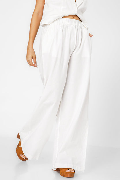 מכנסיים במראה פשתן