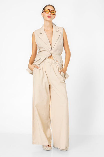 מכנסיים במראה פשתן