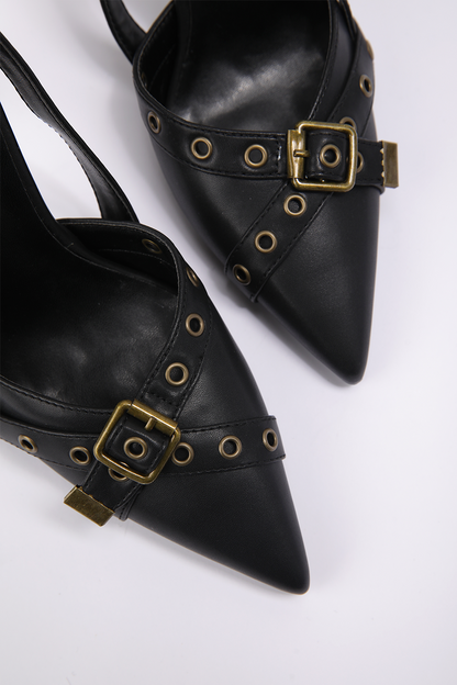 נעלי עקב עם אבזם בצבע שחור