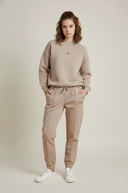 מכנסי טרנינג עם תפרים דקורטיביים | קנת קול