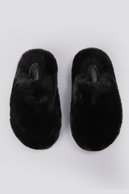 נעלי בית פרוותיות לנשים בצבע שחור