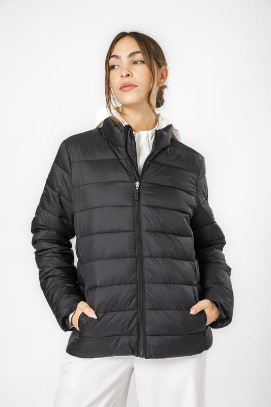 מעיל מרופד צווארון גבוה בצבע שחור