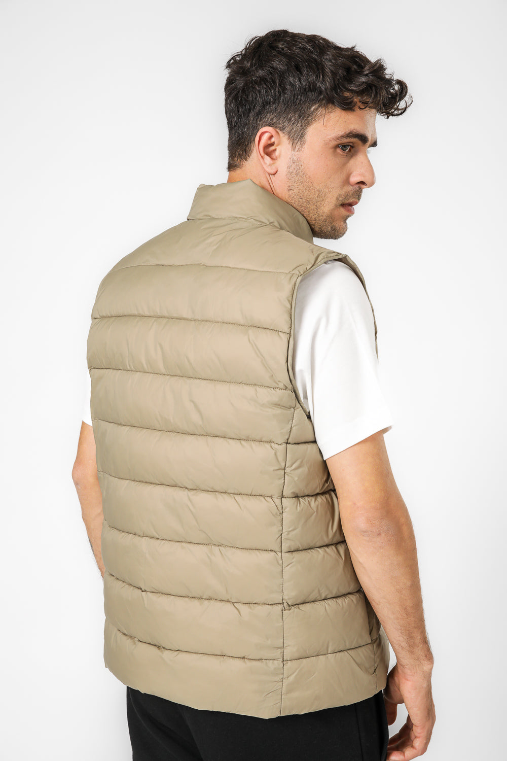 ווסט מרופד עם צווארון גבוה | קנת קול