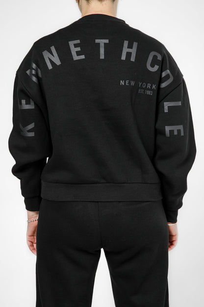 סווטשירט אוברסייז הדפס בגב בצבע שחור