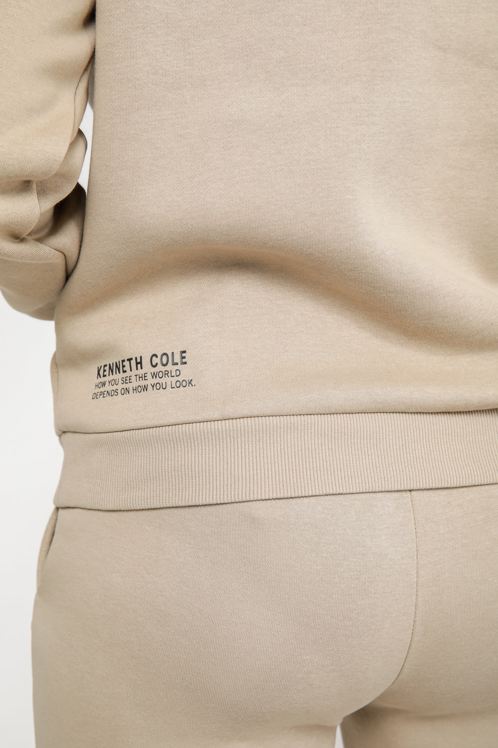 סווטשירט קפוצ'ון עם כיס קנגרו בצבע מוקה