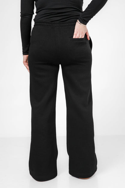מכנסי טרנינג בגזרת Wide Leg בצבע שחור