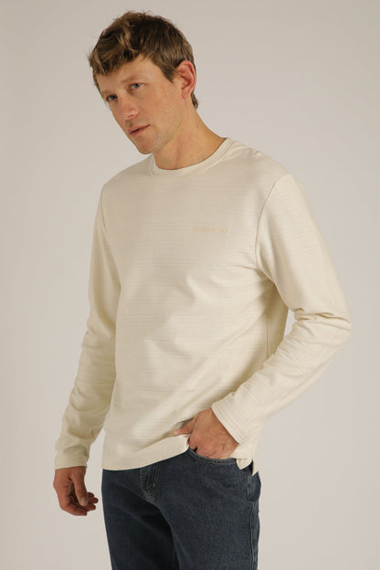 טישירט ארוכה עם טקסטורה עדינה | קנת קול