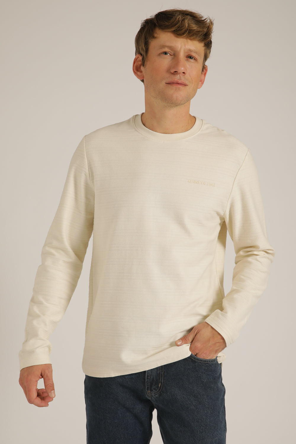 טישירט ארוכה עם טקסטורה עדינה | קנת קול