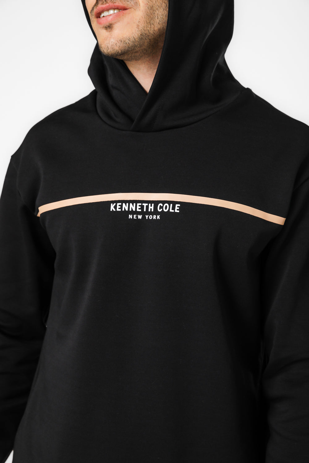 סווטשירט אינטרלוק בצבע שחור פס בחזית