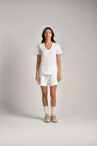 חולצת בייסיק צווארון וי