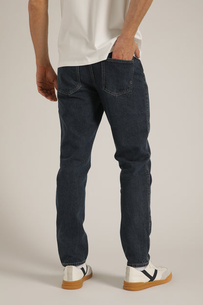 מכנסי ג'ינס בגזרת סלים | קנת קול