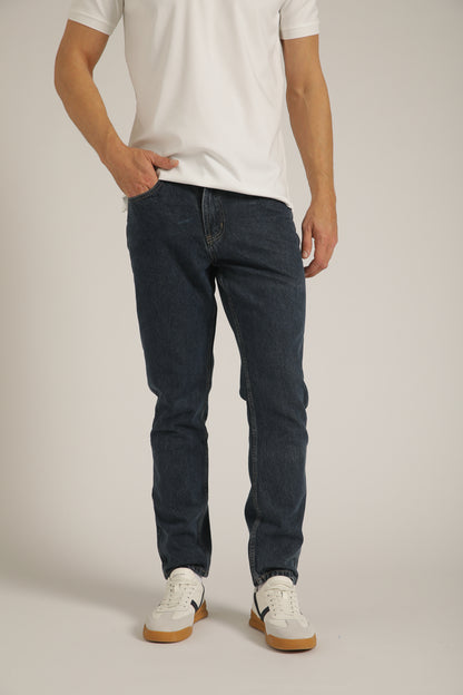 מכנסי ג'ינס בגזרת סלים | קנת קול