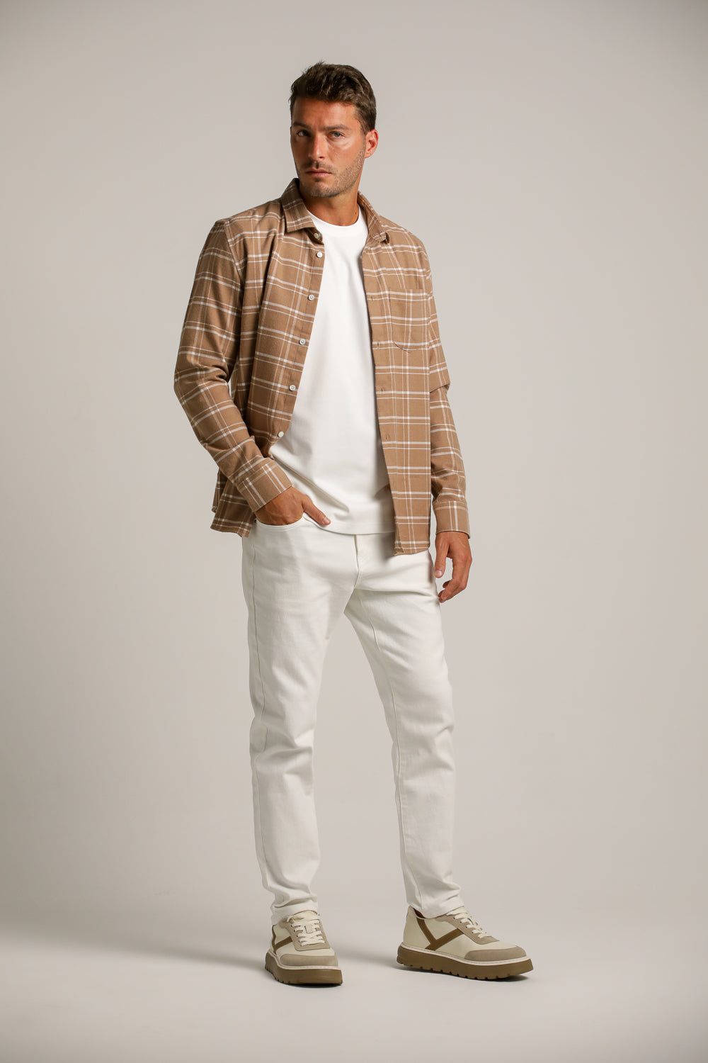 מכנסי ג'ינס בגזרת סלים | קנת קול