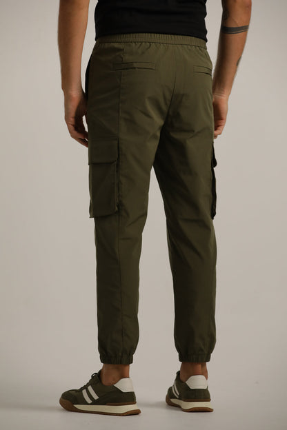מכנסי קרגו בגזרה צרה עם סיומת גומי | קנת קול