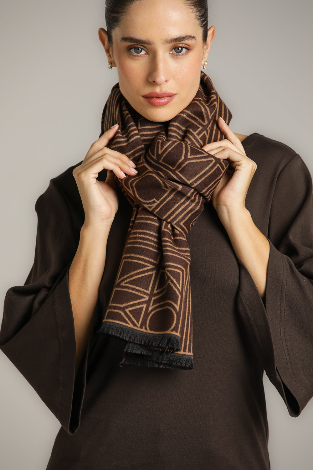 צעיף דו-צדדי ממותג | קנת קול 