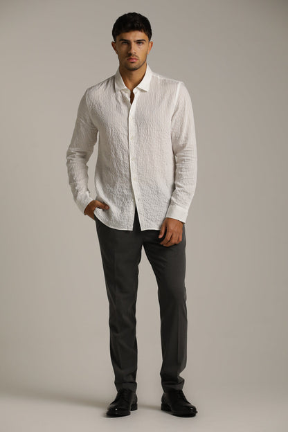 חולצה מכופתרת בטקסטורת קרינקל | קנת קול