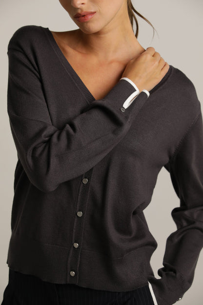 סריג קרדיגן בייסיק עם מחשוף וי | קנת קול