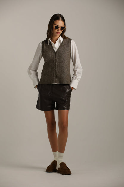 ווסט סרוג עם כפתורים | קנת קול