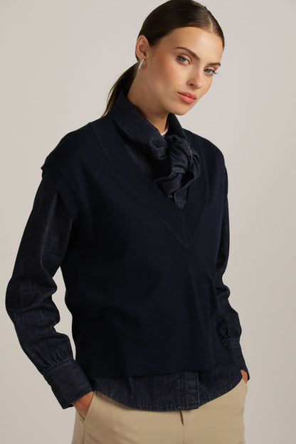 ווסט סרוג עם מחשוף וי עמוק | קנת קול