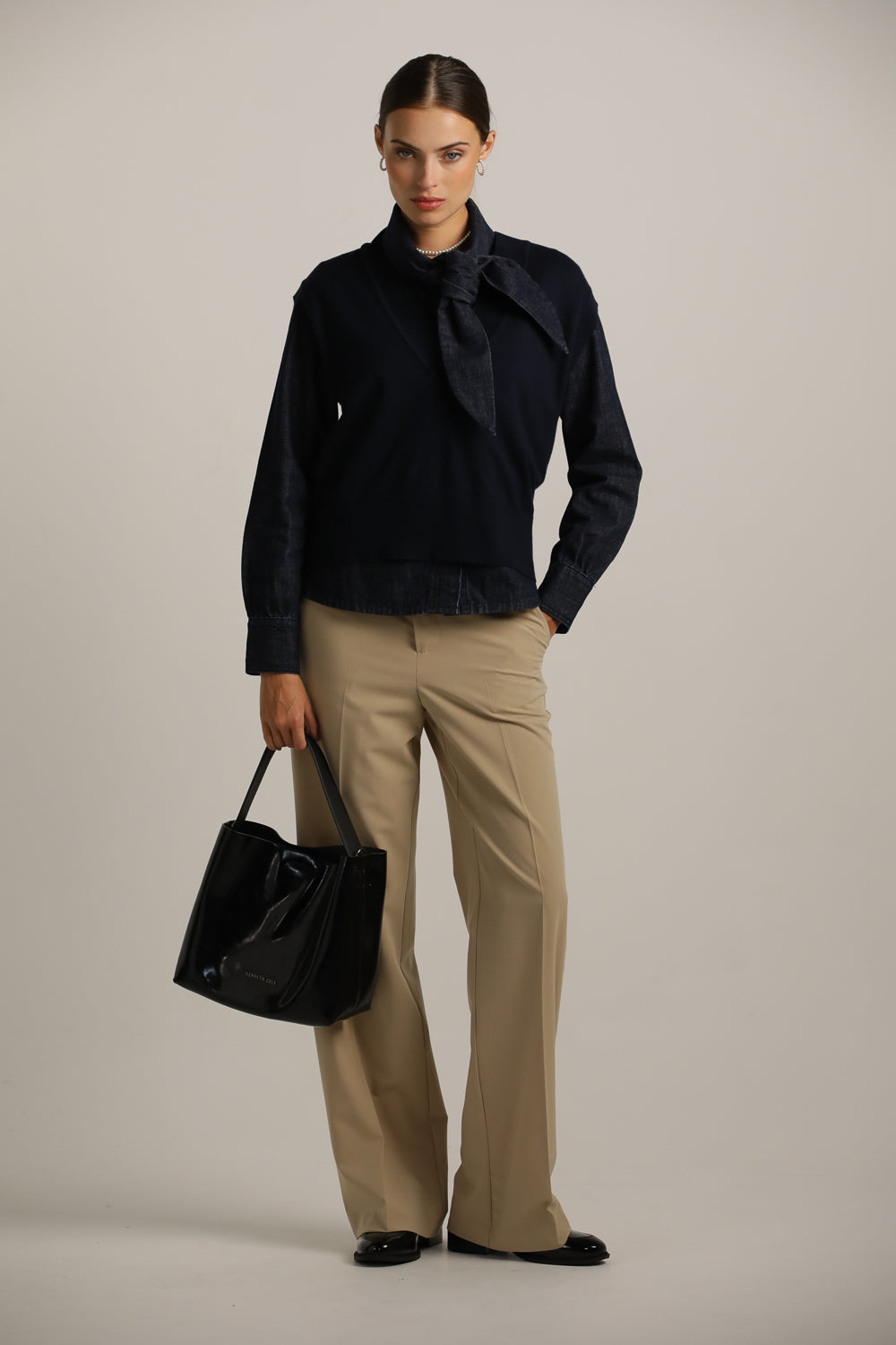 ווסט סרוג עם מחשוף וי עמוק | קנת קול