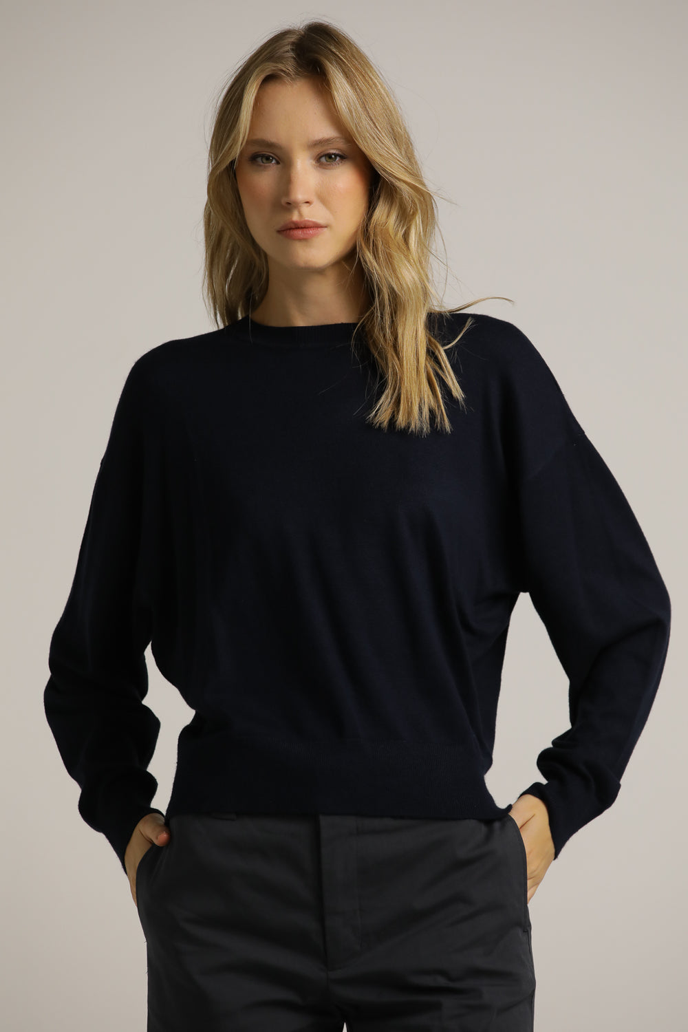 חולצת סריג בגזרת אוברסייז | קנת קול