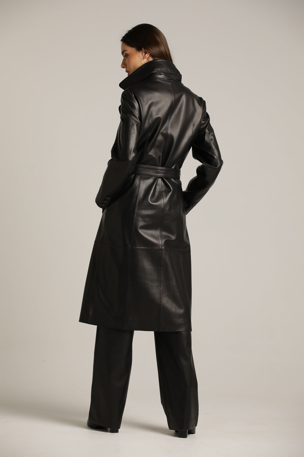 מעיל עור ארוך עם כפתרה מוצלבת | קנת קול
