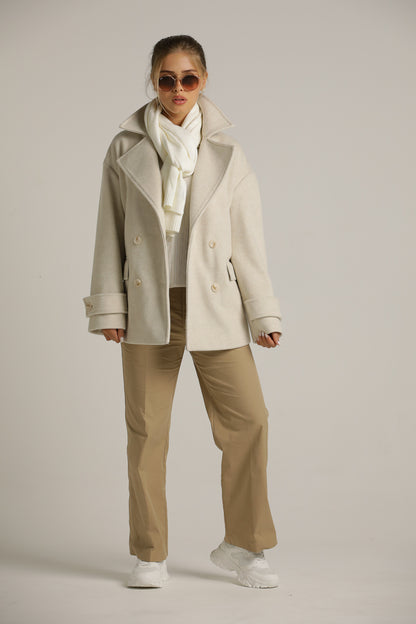 מעיל אוברסייז קצר בגימור צמרי | קנת קול