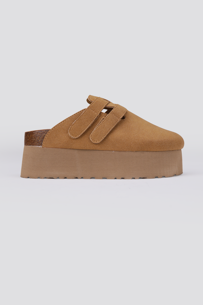 כפכפים סגורות עם פלטפורמה | קנת קול