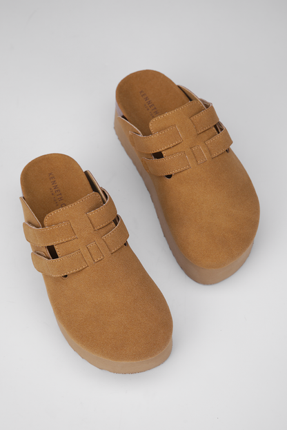 כפכפים סגורות עם פלטפורמה | קנת קול