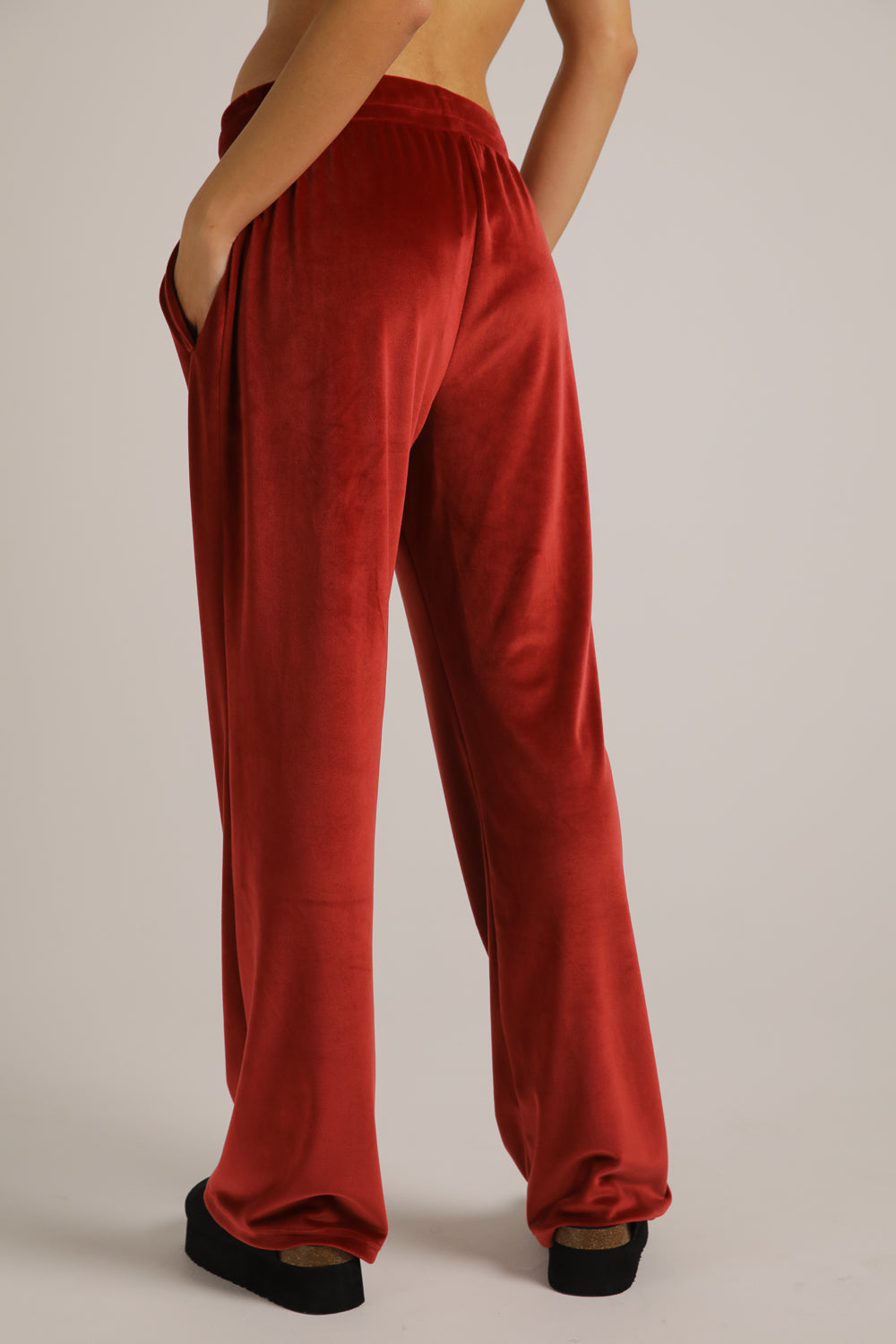 מכנסי קטיפה בגזרה בוטקאט | קנת קול