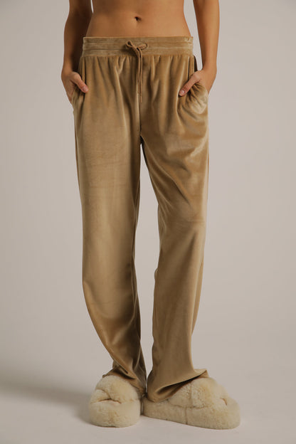 מכנסי טרנינג קטיפה בגזרה ישרה | קנת קול