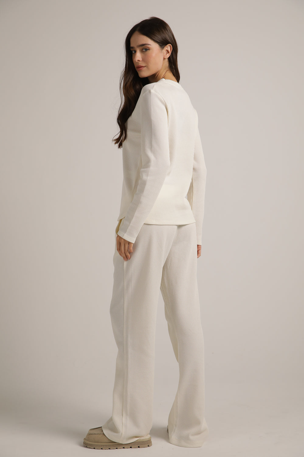 טישירט וואפל ארוכה עם פתח וי | קנת קול