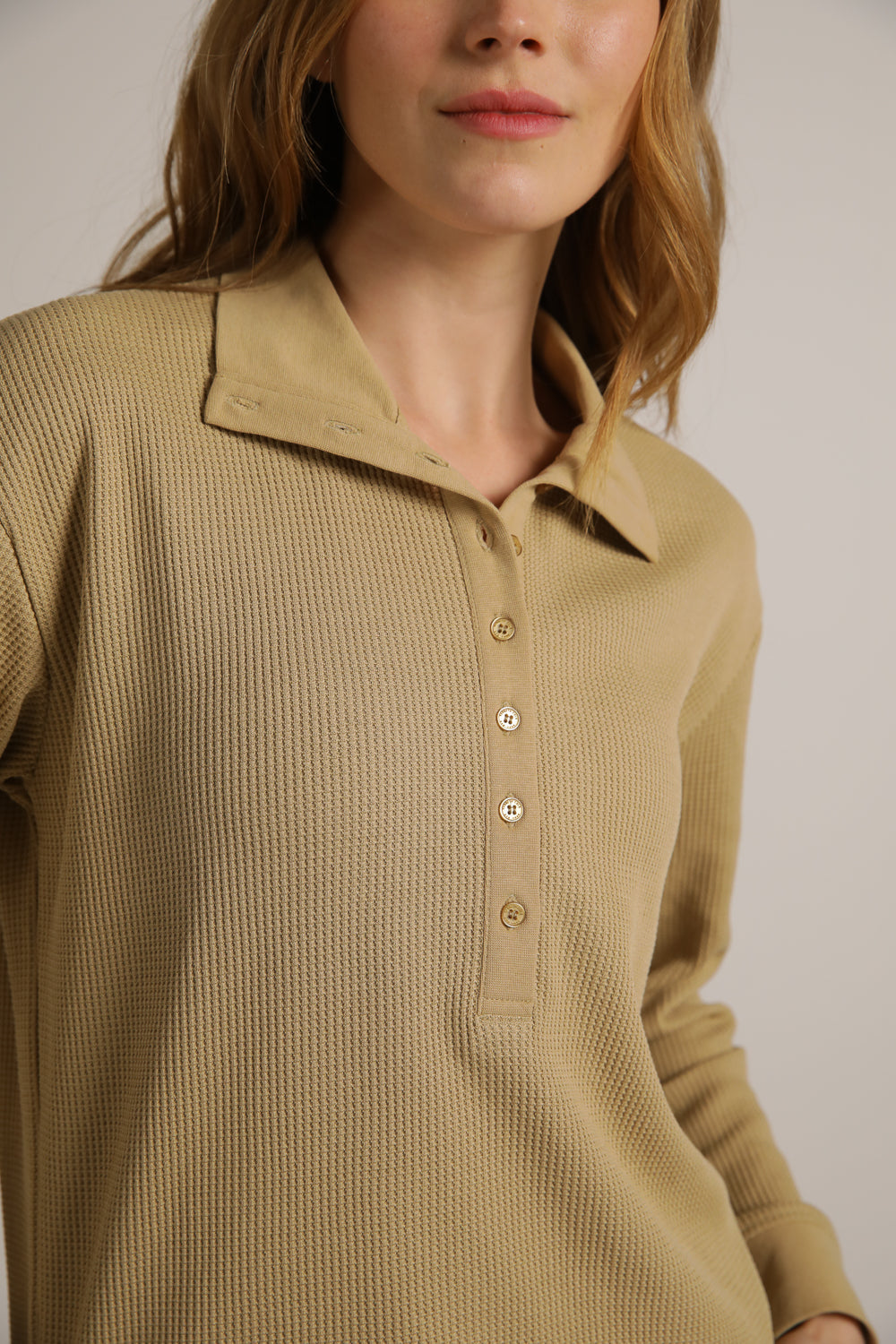 טישירט פולו ארוכה מבד וואפל | קנת קול