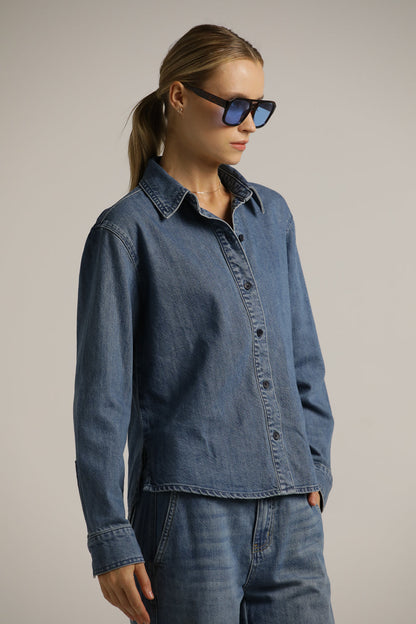 חולצת ג'ינס מכופתרת | קנת קול