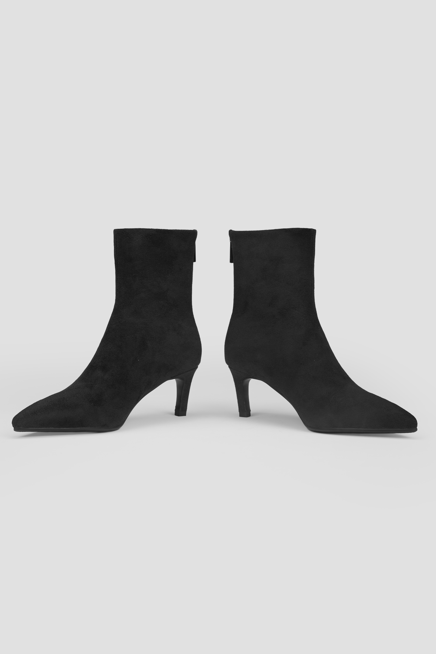 מגפוני עקב לנשים | קנת קול