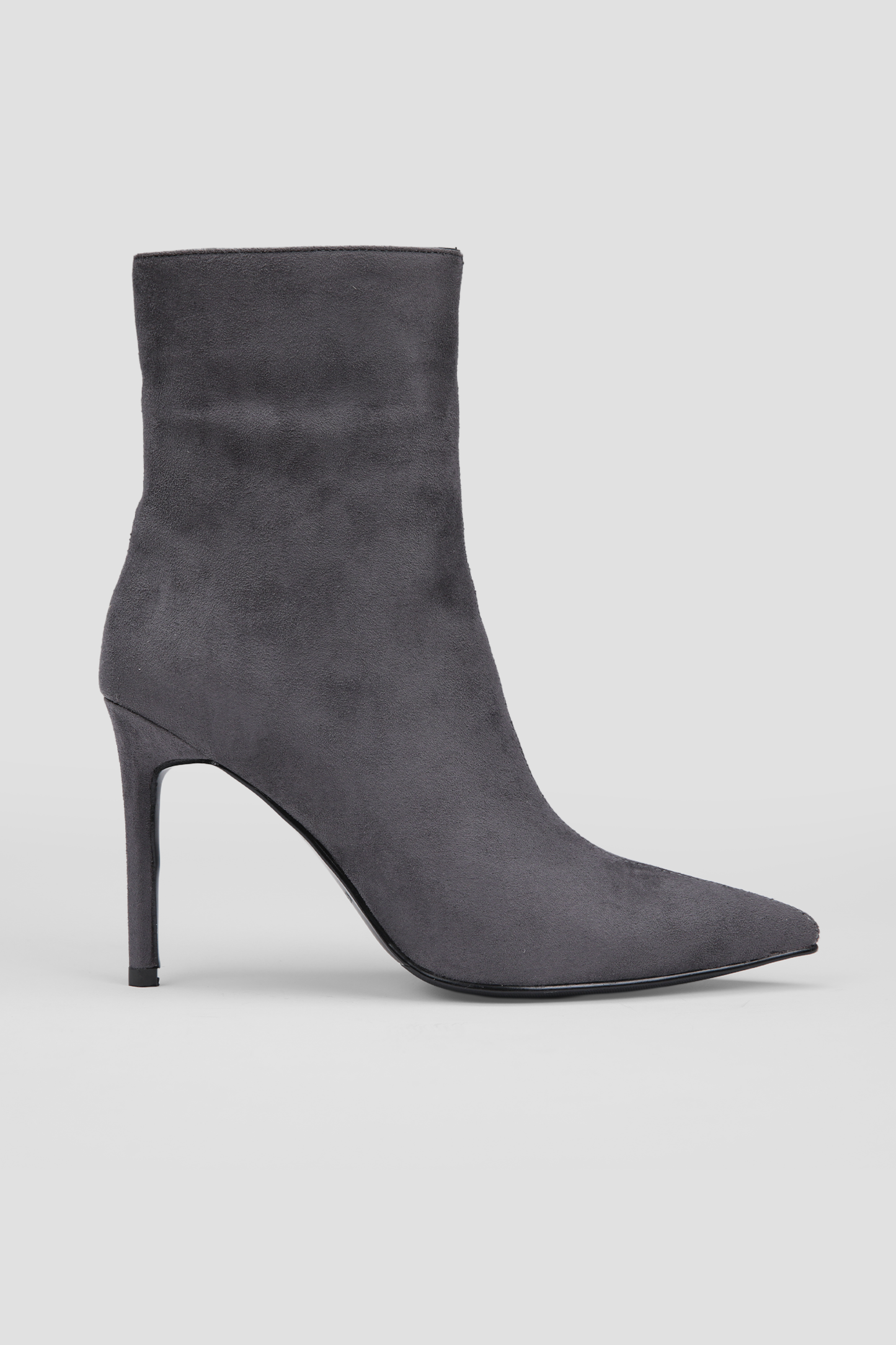 מגפוני עקב אלגנטיים בצבע אפור | קנת קול