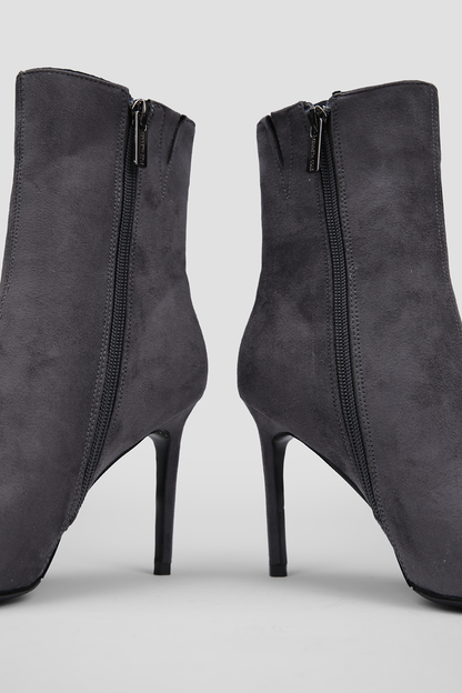 מגפוני עקב אלגנטיים בצבע אפור | קנת קול