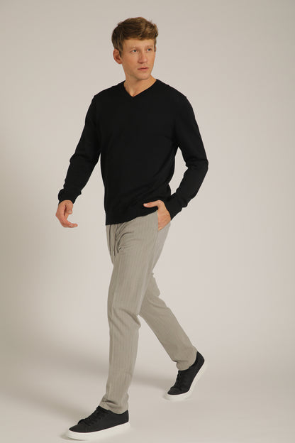 חולצת סריג עם צווארון וי | קנת קול