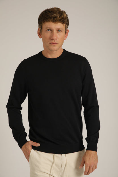 חולצת סריג עם צווארון עגול | קנת קול