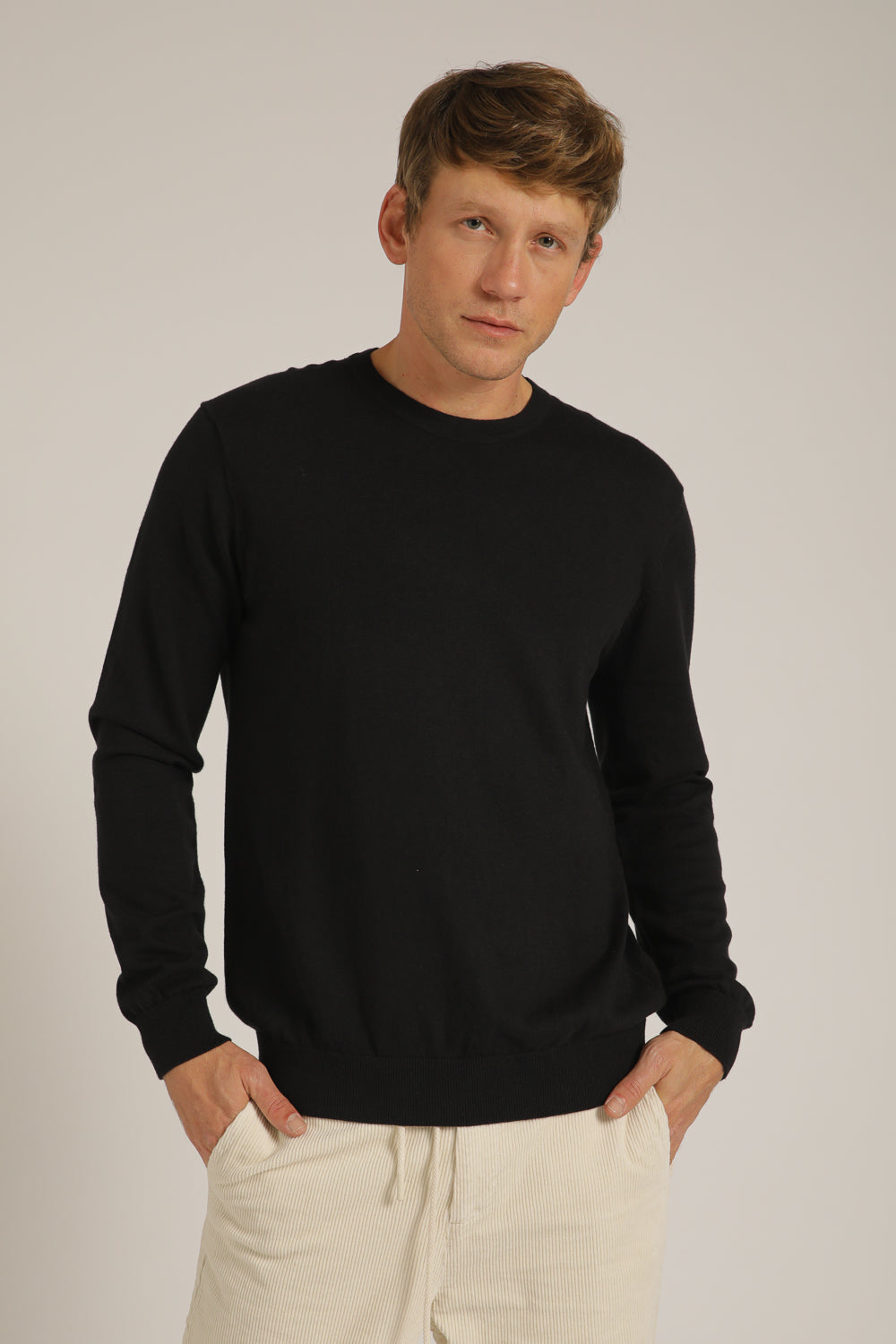 סריג ארוך עם צווארון עגול | קנת קול