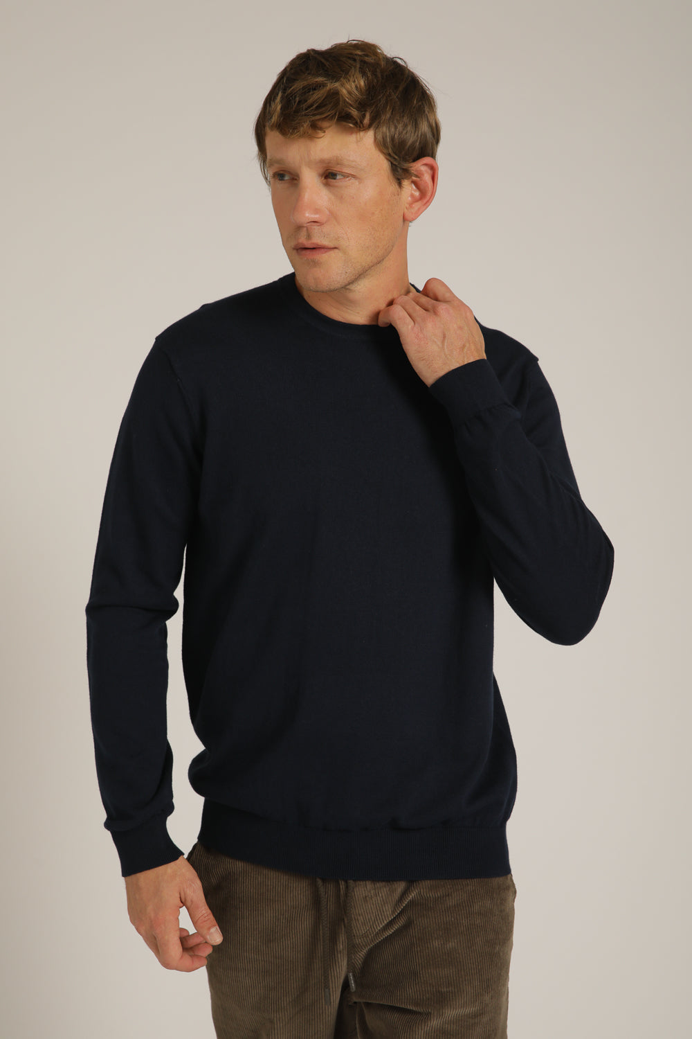 סריג ארוך עם צווארון עגול | קנת קול