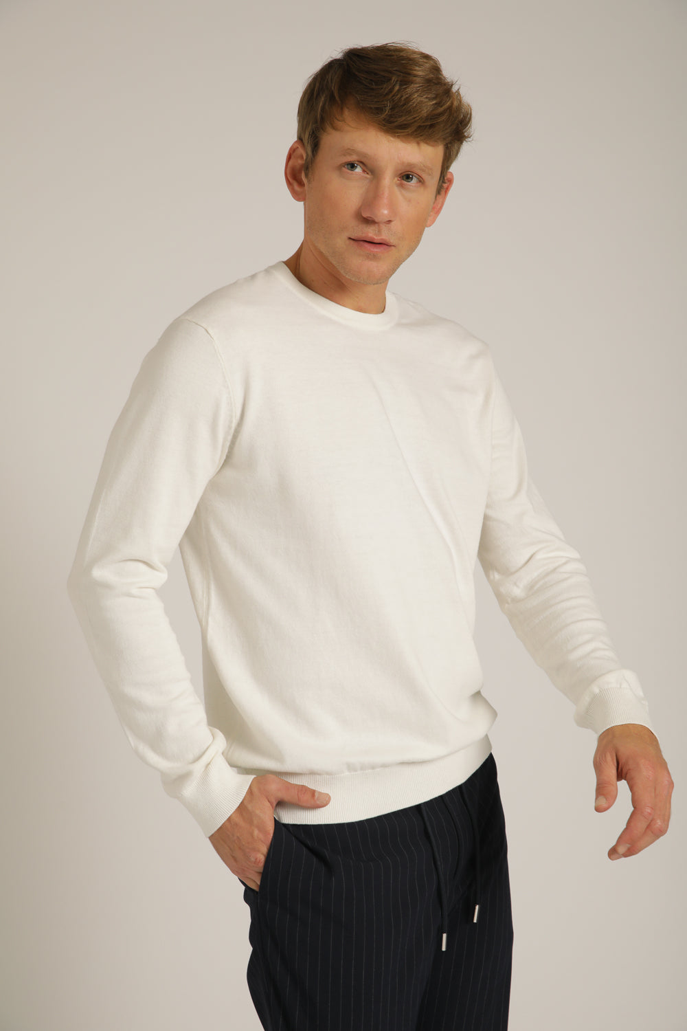 סריג ארוך עם צווארון עגול | קנת קול