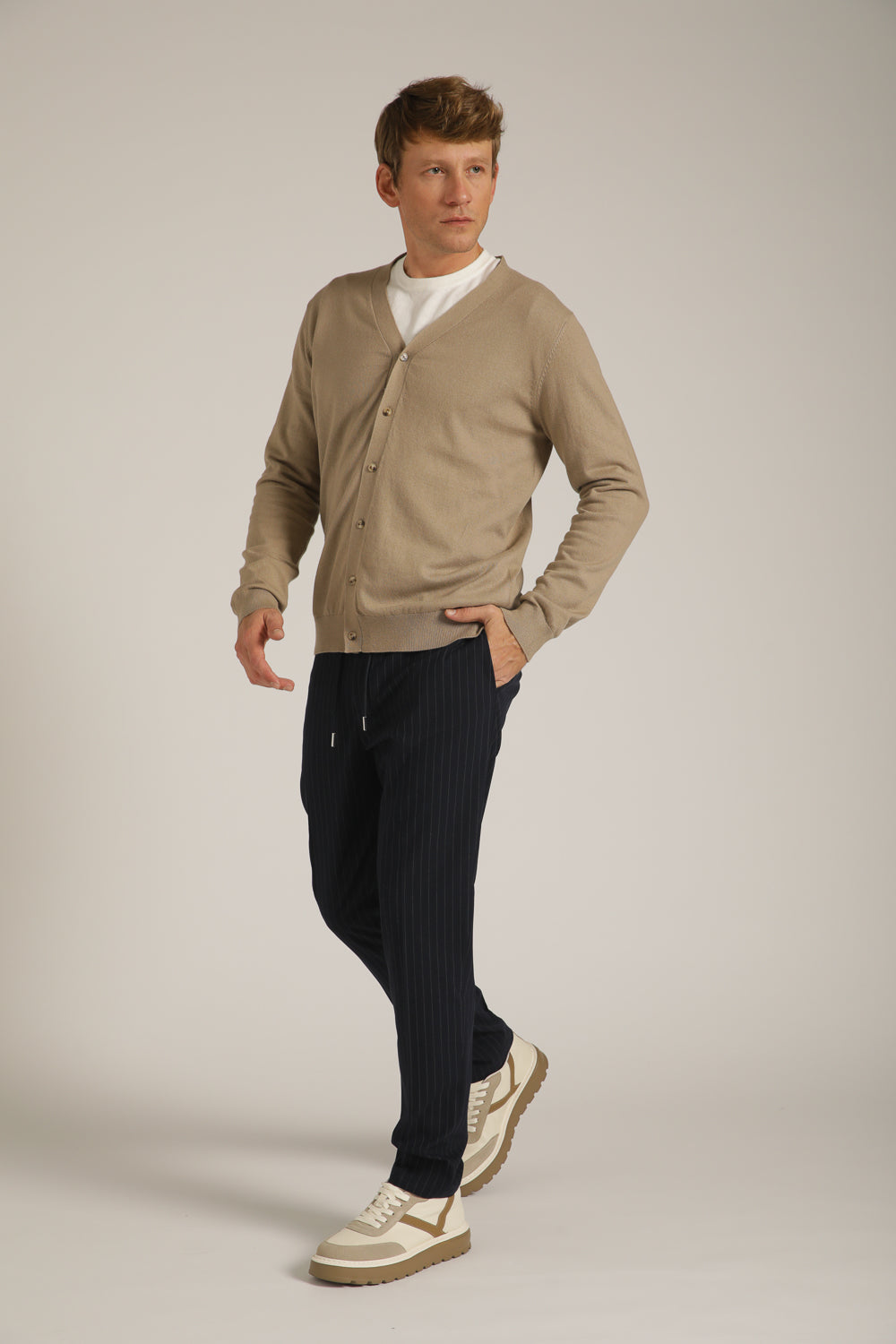 קרדיגן סריג עם כפתורים | קנת קול