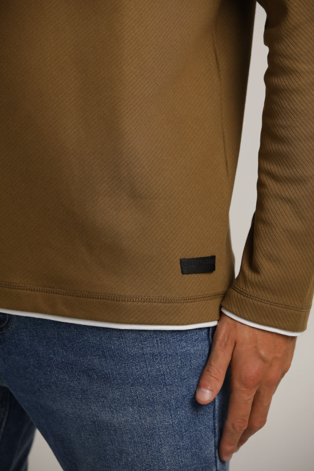 טישירט ארוכה בסגנון שתי שכבות | קנת קול