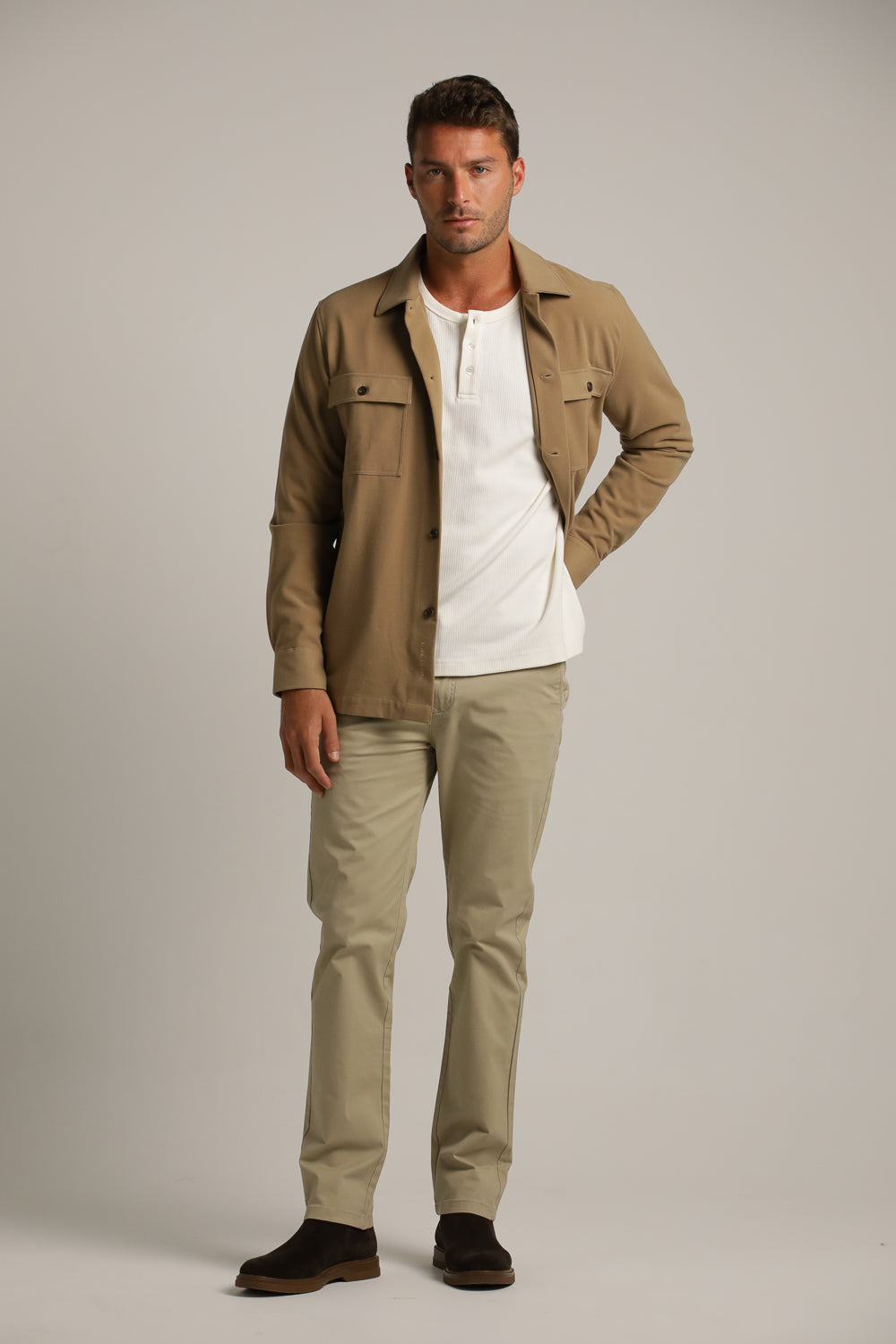 חולצה ארוכה עם כפתרה בחזית | קנת קול