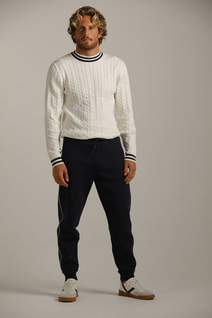 מכנסי ג'וגר בגזרת טייפר עם פס בצד | קנת קול