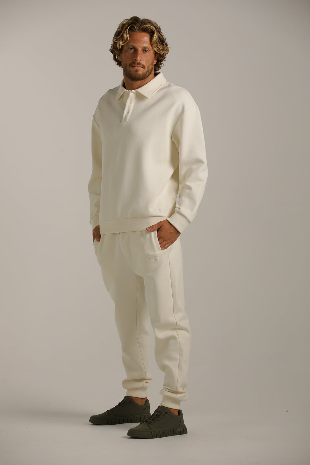 מכנסי ג'וגר מבד וואפל | קנת קול